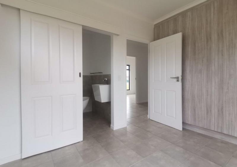 3 Bedroom Property for Sale in Kidds Beach Eastern Cape